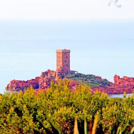 1m M1 007 - 362la Saint-Raphael (Var)